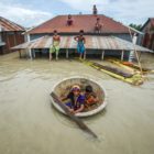 Reduced river gradients, higher rainfall in the Ganges-Meghna-Brahmaputra river basins, and the melting of glaciers in the Himalayas, are considered the major reasons for migration in the context of climate change in Bangladesh over all. Credit: Moniruzzaman Sazal / Climate Visuals Countdown